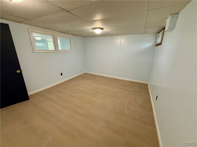 Building Photo - 111 Deborah Dr