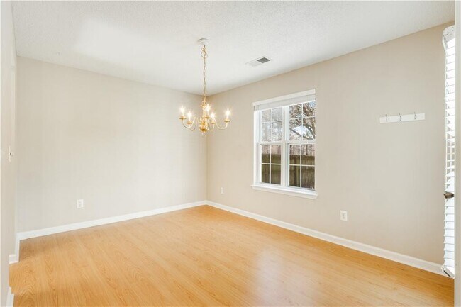 Building Photo - 4209 Zephyrhills Dr