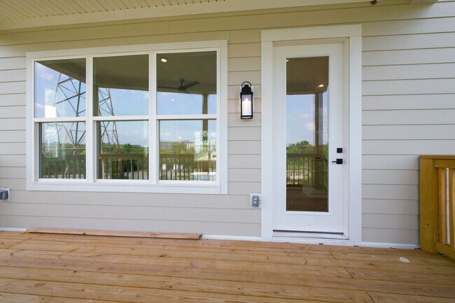 Building Photo - 508 Waycross Dr