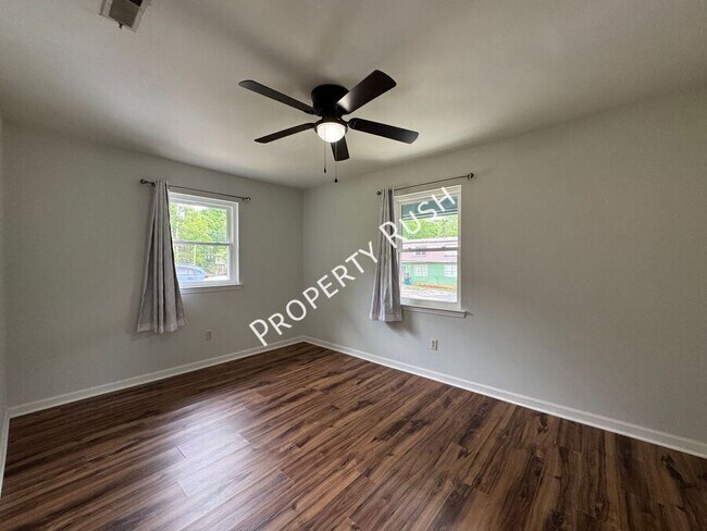 Building Photo - 8740 Millard Lee Ln