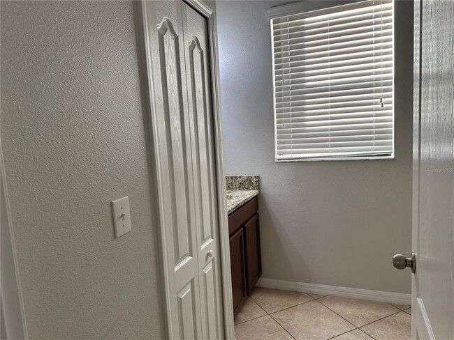 Building Photo - 13238 Wellington Hills Dr