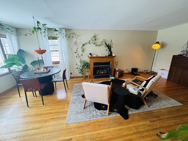 Building Photo - Spacious 5-Bed Home with Finished Basement & Gleaming Hardwood Floors in St. Louis Park!