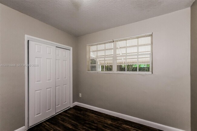 Building Photo - 3430 N 72nd Terrace