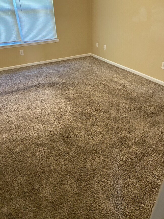 Building Photo - FOR RENT:  Charming 3-Bedroom Home with Sp...