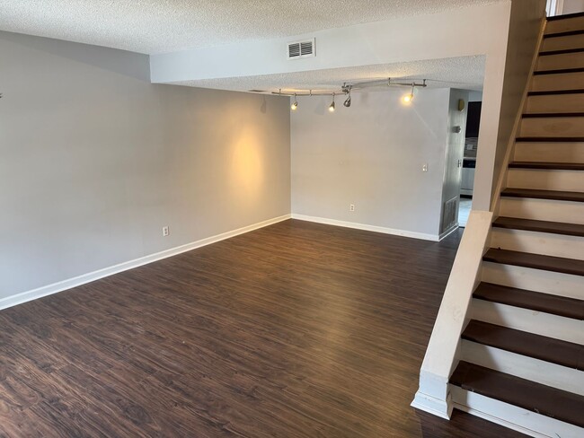 Building Photo - The Brookes Condos, Unit 02-09