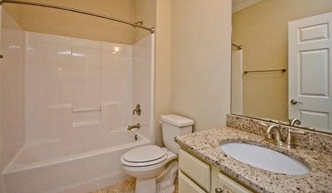 Building Photo - Townhouse walking distance to Black Mountain available now!