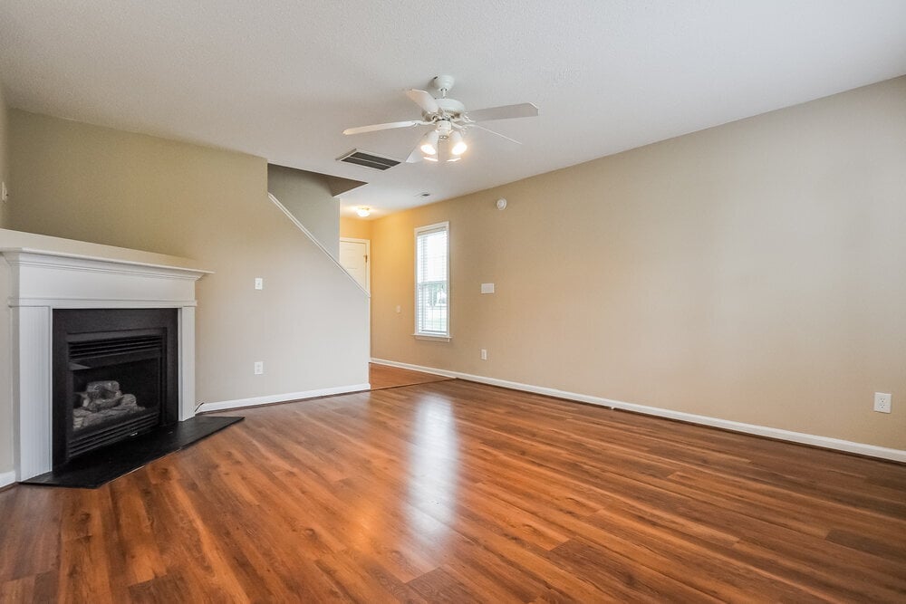 Building Photo - 2232 Castle Pines Dr