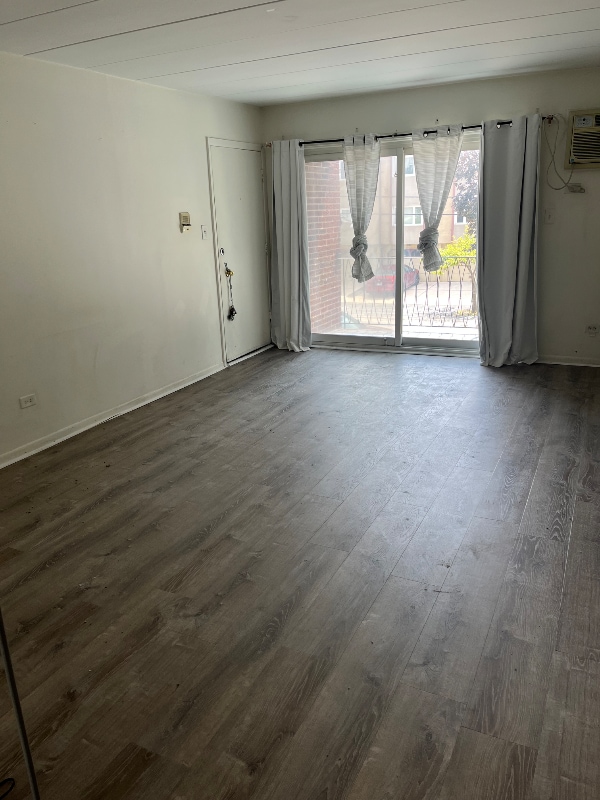 Building Photo - 10445 S Keating Ave