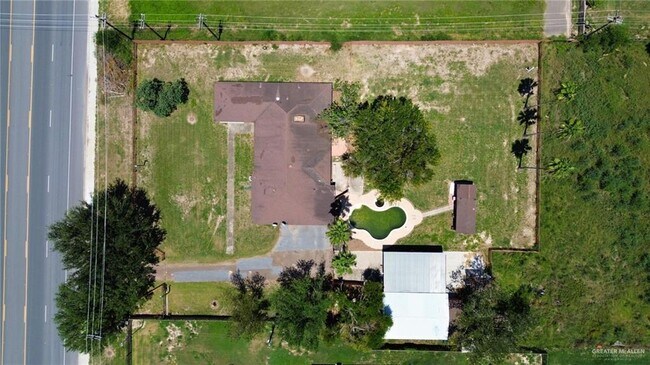 Building Photo - 3208 N Westgate Dr