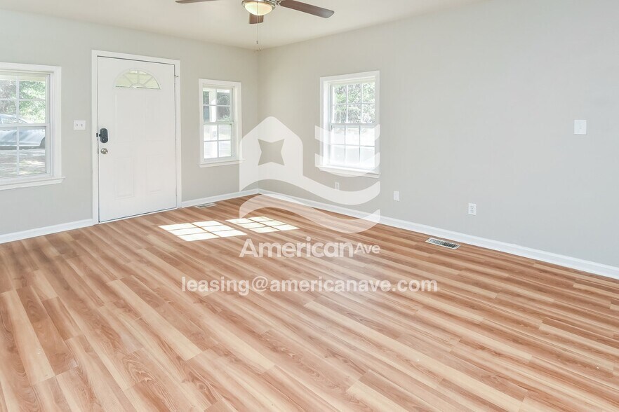 Building Photo - 1407 Bonner Ave