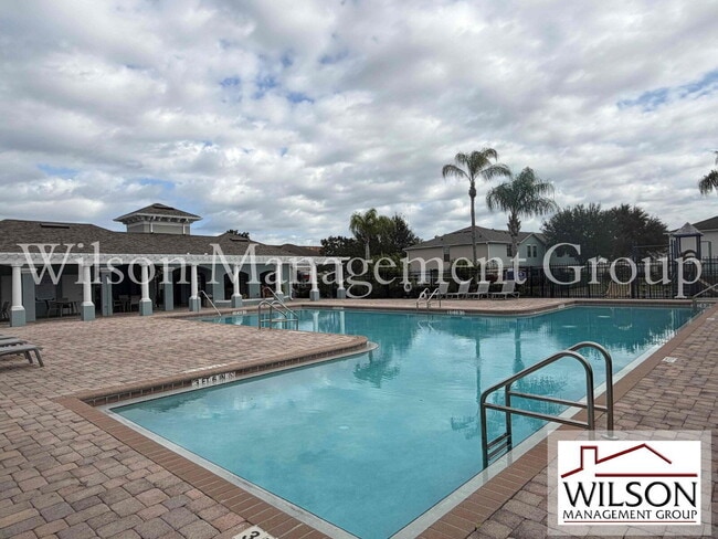 Building Photo - 5210 Windsor Lake Cir