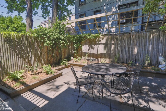 Building Photo - Park Slope Triplex Brownstone Rental