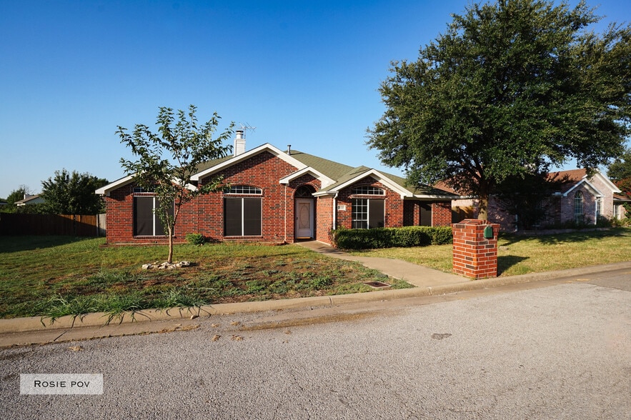Primary Photo - 10319 Little Valley Rd