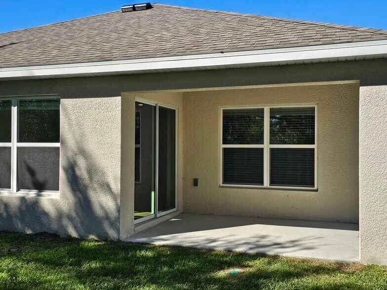Lanai - 8415 Clearway Dr