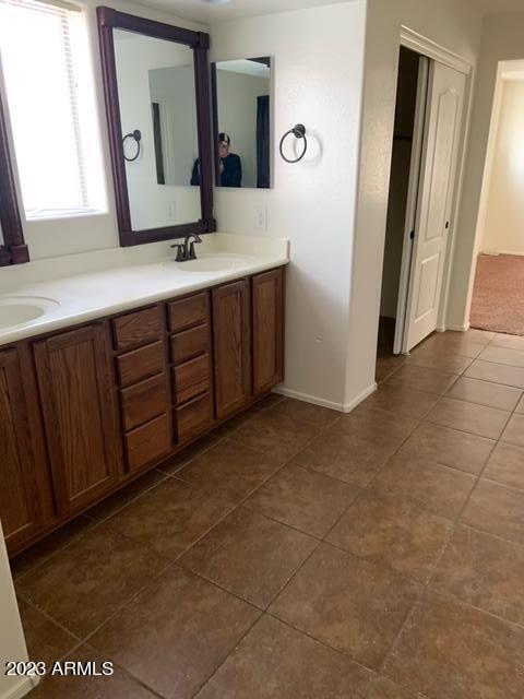 Building Photo - 1882 S Seton Ave