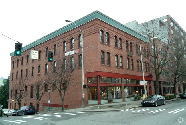 Building Photo - The Oregon Apartments