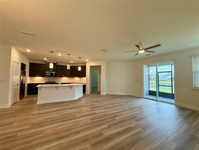 Building Photo - 53 Signet Cir