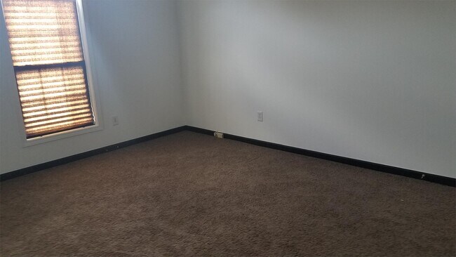 Building Photo - 3000 Havenwood Way