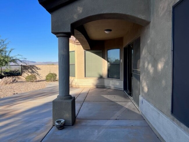 Building Photo - Laughlin Ranch 3 Bedroom