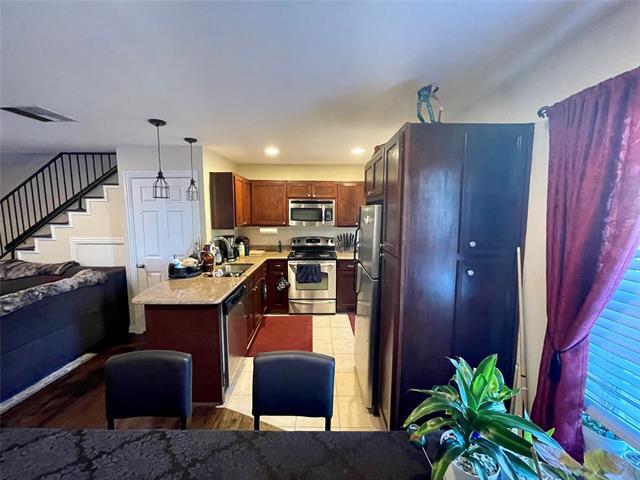 Building Photo - 4746 Bradford Dr