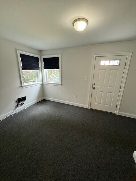 Building Photo - 4049 Spruce St