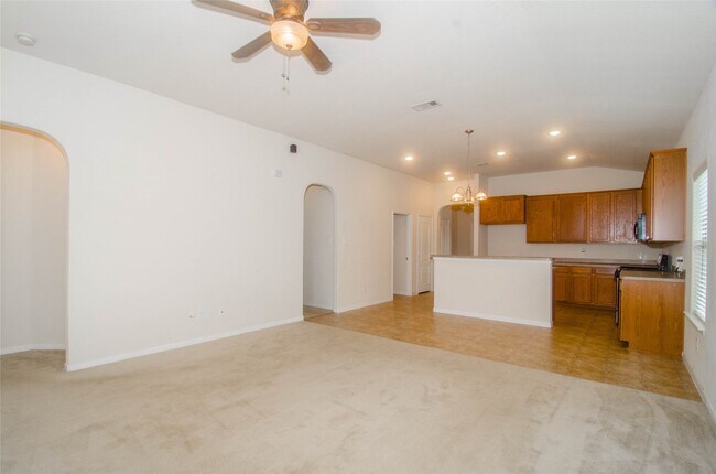 Building Photo - 18314 Fairwood Meadow Ct