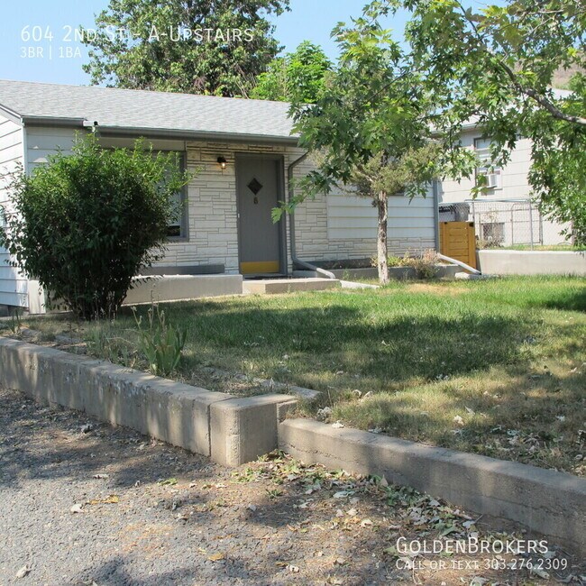 Building Photo - 604 2nd St