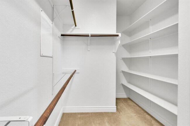 Building Photo - 6928 Donato Pl