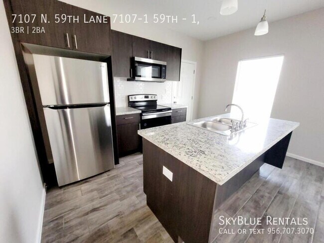 Building Photo - 7107 N 59th Ln