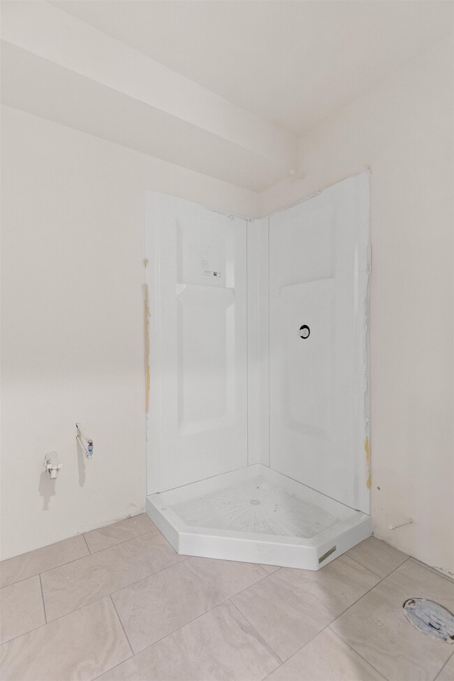 Building Photo - 5 Parade Rd