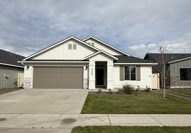 Primary Photo - Move-In Special! Brand new 3 bed 2 bath home with bonus room, located in Meridian just off McMill...