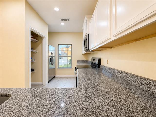 Building Photo - 5945 Obsidian Creek Dr