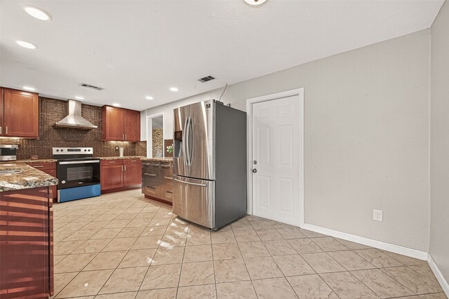 Building Photo - 13702 Ella Lee Ln