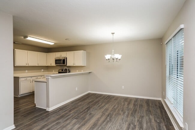 Building Photo - 18407 Heartland Ct