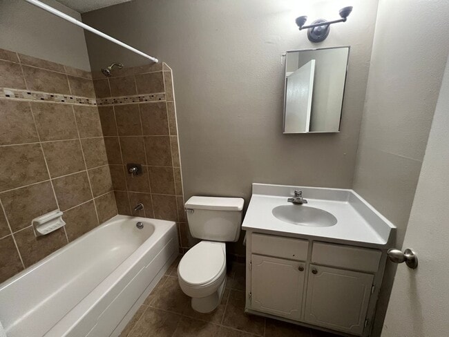 Building Photo - 321cam