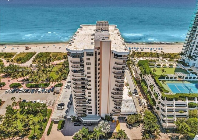 Building Photo - 6423 Collins Ave