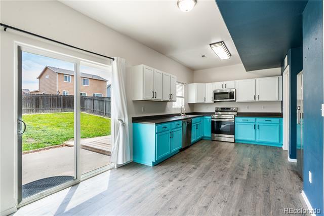 Building Photo - 9264 Sand Myrtle Dr