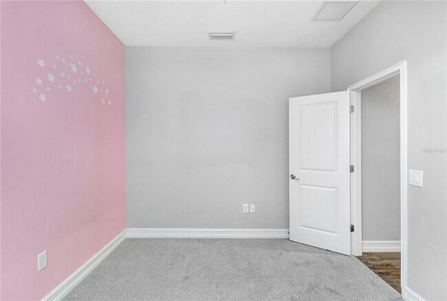 Building Photo - 16325 Hyde Manor Dr