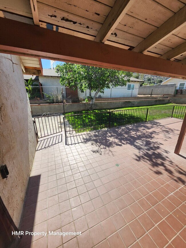 Building Photo - Beautiful House Norco