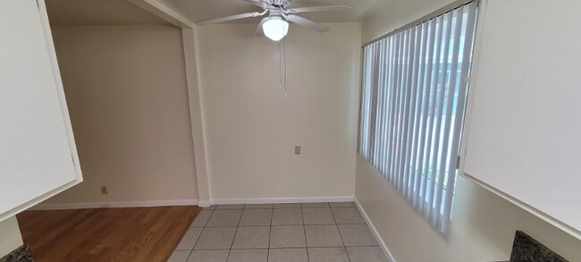 Building Photo - 301 Lenox Ave