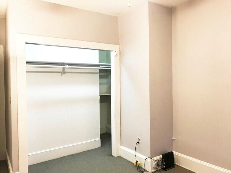 Building Photo - 471 Commonwealth Ave