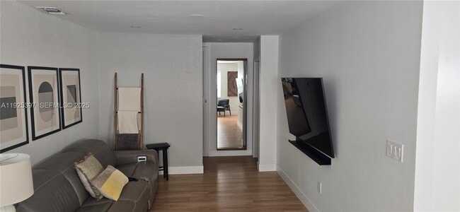 Building Photo - 20523 SW 92nd Pl