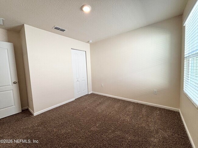 Building Photo - 2270 Willow Springs Dr