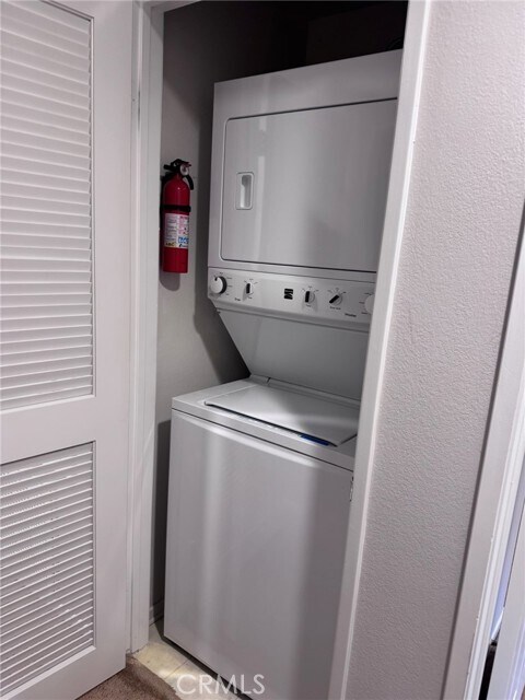 Building Photo - 26352 Arboretum Way