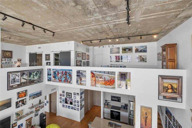 Building Photo - 3470 E Coast Ave