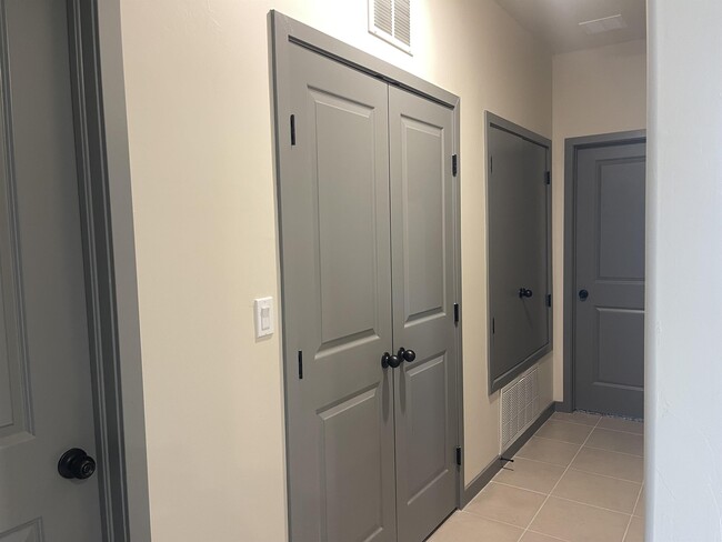 Building Photo - 8902 Herbert St