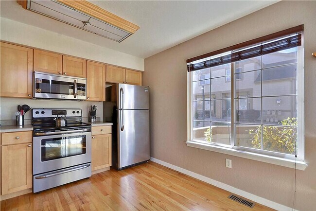 Building Photo - 23 Sage Creek Rd