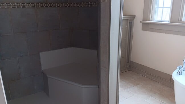 Building Photo - 2221 WI-83