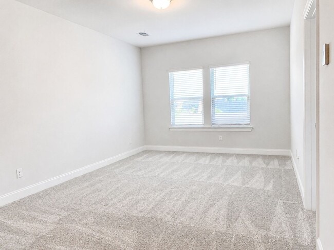 Building Photo - 1708 Boardwalk Pl