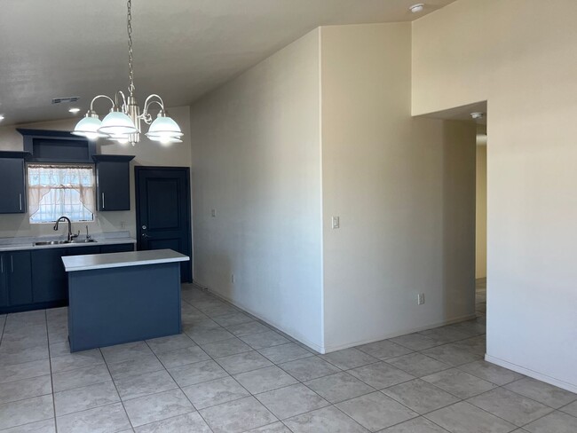 Building Photo - San Luis AZ, Three Bedroom 2 Bath Corner L...